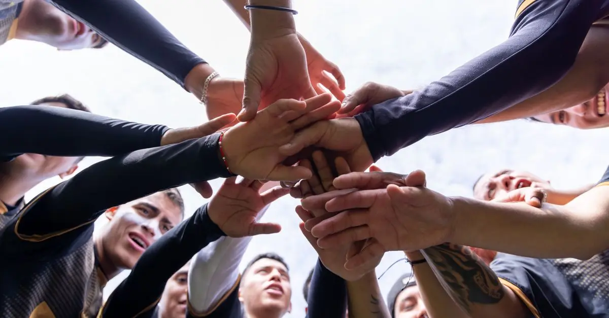 Comment créer une culture d'équipe solide dans votre club de volley
