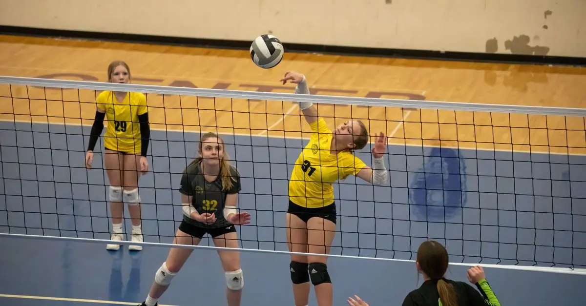 Comment créer une affiche attrayante pour un tournoi de volleyball